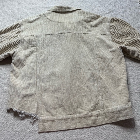 12th Tribe Cream Corduroy Crop Asymmetric Raw Hem Trucker Jacket M - Picture 8 of 8